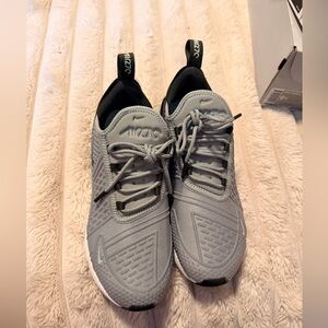 Nike Air Max 270 Sneakers (Women’s Size 7.5)